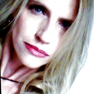 Meet your Posher, Nina